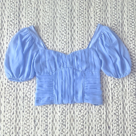 Abercrombie & Fitch Ruffle Short Sleeve Top in Lilac Purple - Size: M - Picture 1 of 5